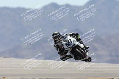 media/Apr-20-2025-CVMA (Sun) [[39090e8767]]/Race 9-Formula LW Twins Shootout/